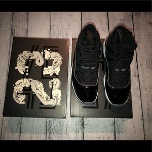 Air Jordan 11s (Looney Tunes Edition) Mens US 9